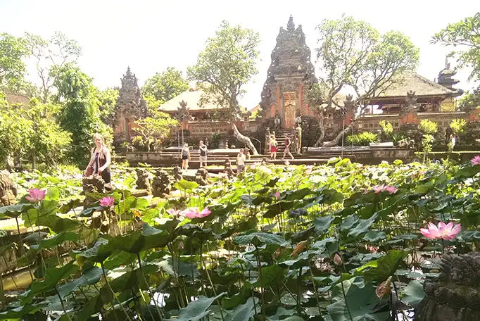 saraswati temple ubud